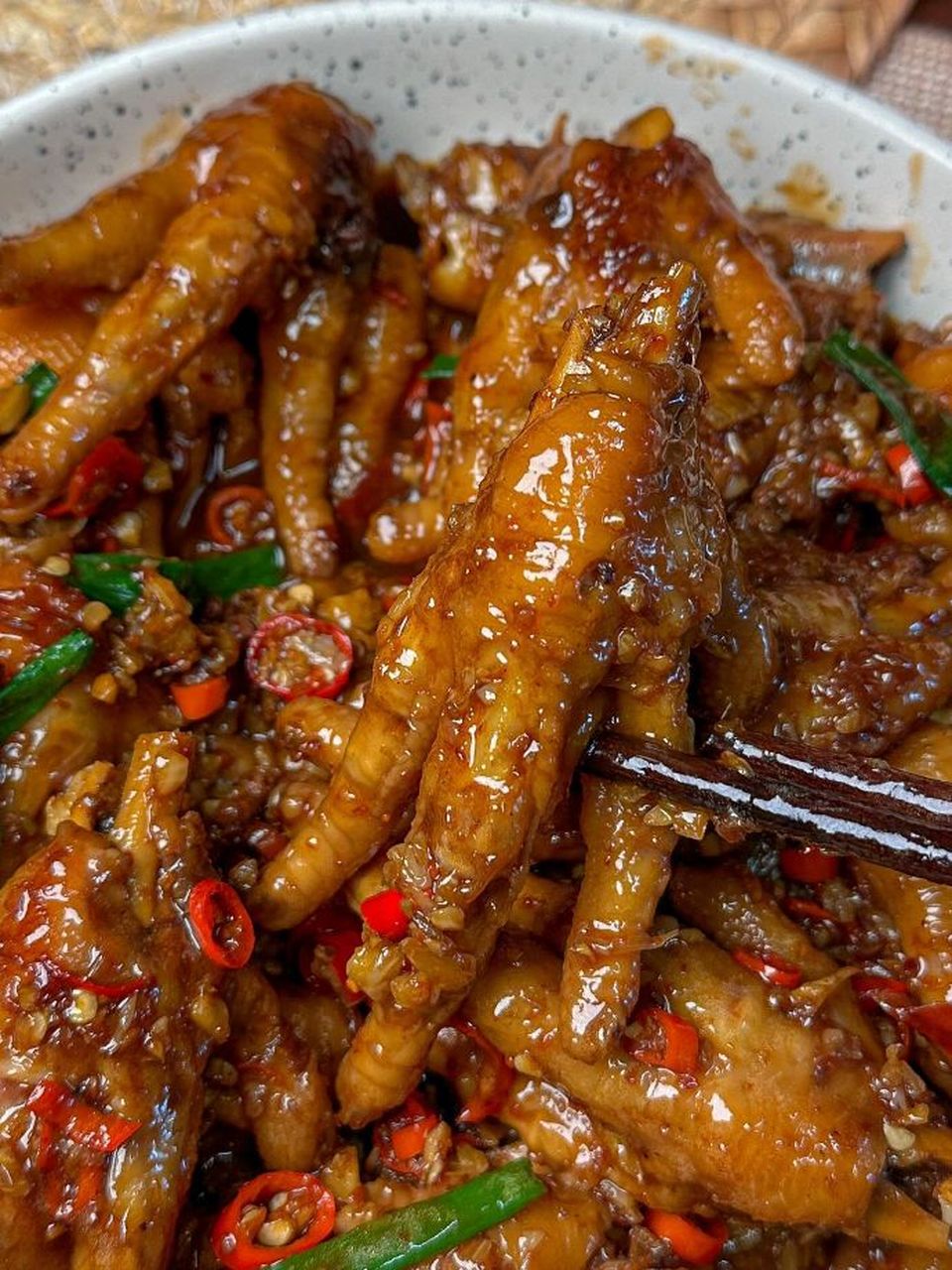 这个辣炒鸡爪太好吃了! 67