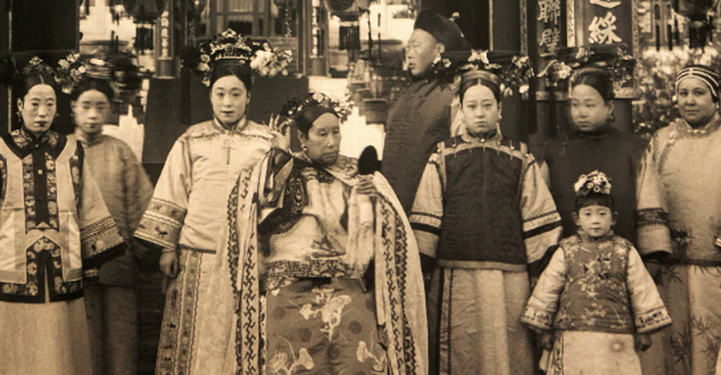 慈禧的奢侈程度,你想象不到 慈禧又为了过六十岁生日,各种折腾,她让