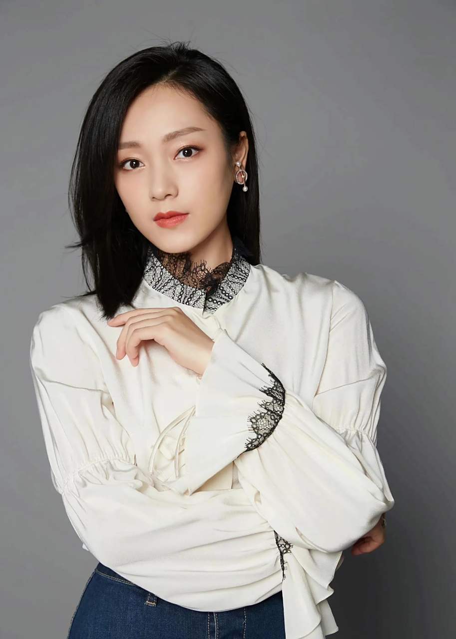 领动计划# 金丽婷   一生一世里她演的是佟佳人. [玫瑰]