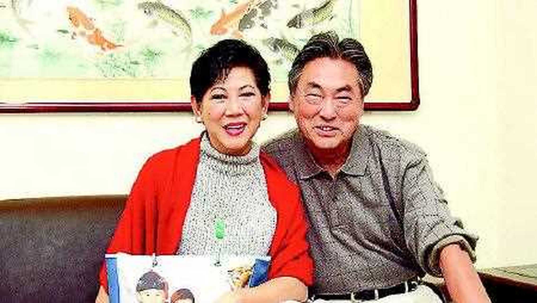 另一位和凌波(香港邵氏著名女演员)名字连在一起的明星,是与她合演