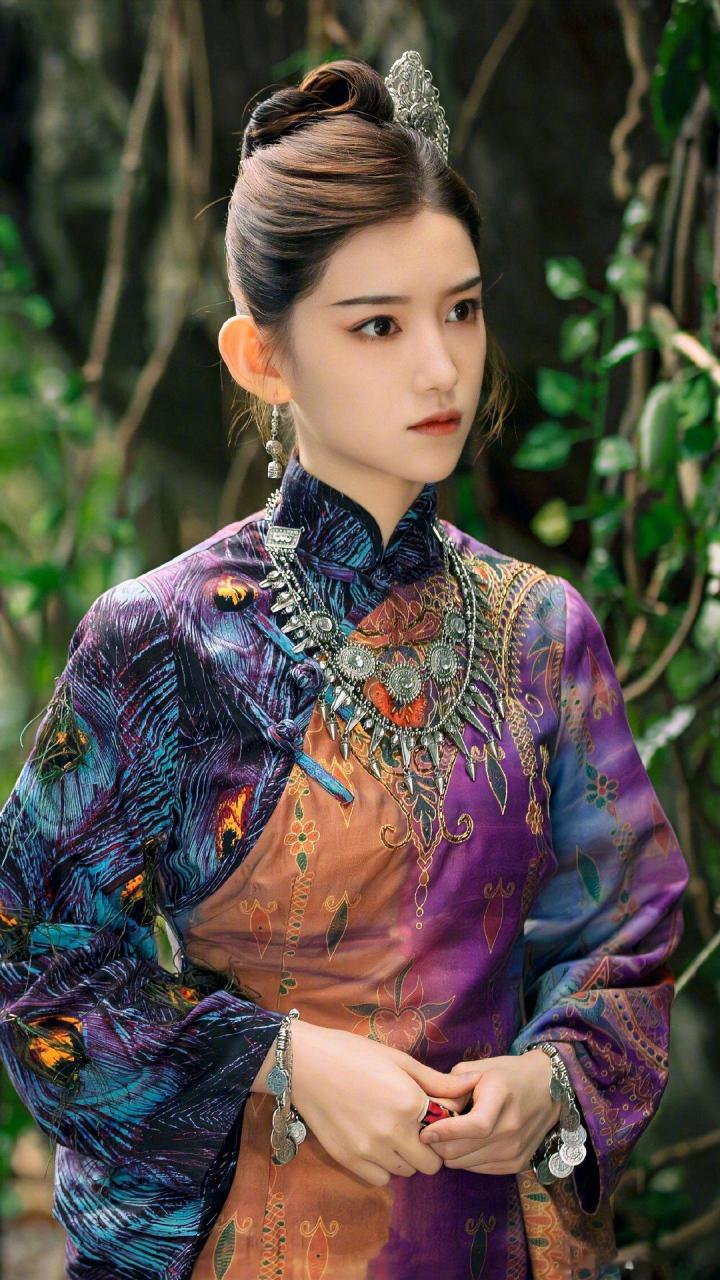 就是《司藤》的沈银灯,《梦华录》的招娣,《全职高手》的唐柔,这几年