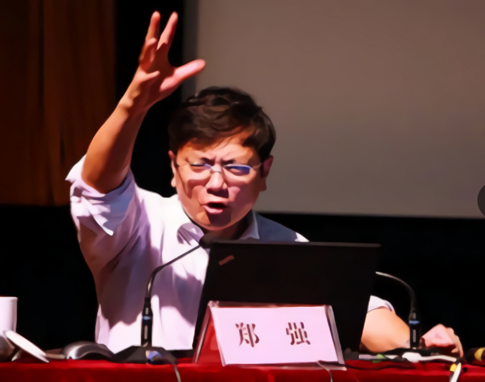 郑强教授吐槽:"易中天是一个数学只考了15分的人",易中天一句话让人点