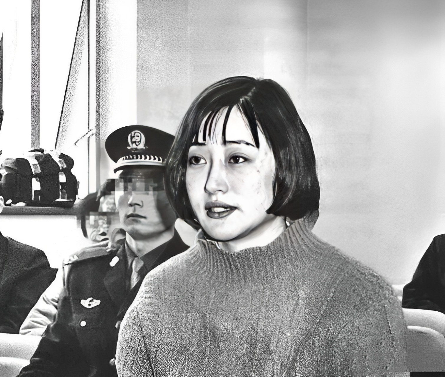 在对方的追求下,杨旸最终接受了这份感情.