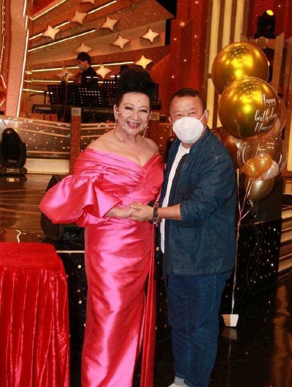 播出已有4年的《流行经典50年》今晚录影最后一集,担任主持的薛家燕