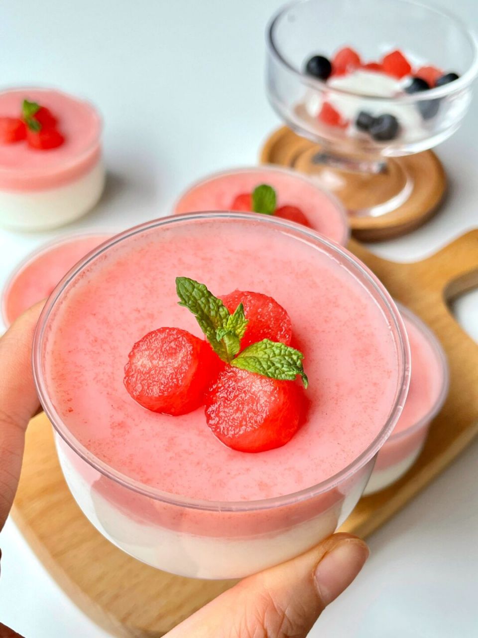 自制小甜品,冰爽清凉,入口即化  相信你们在高温的时候都想要来一杯