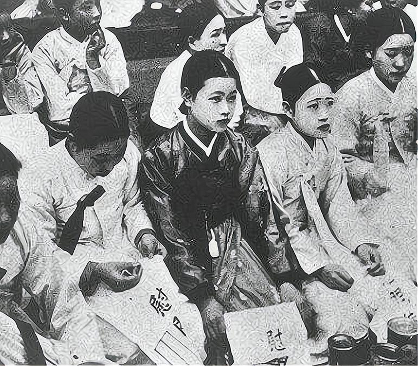 这种队伍叫"日本女子挺身队",通常是由日本15岁至17岁的少女或者高中