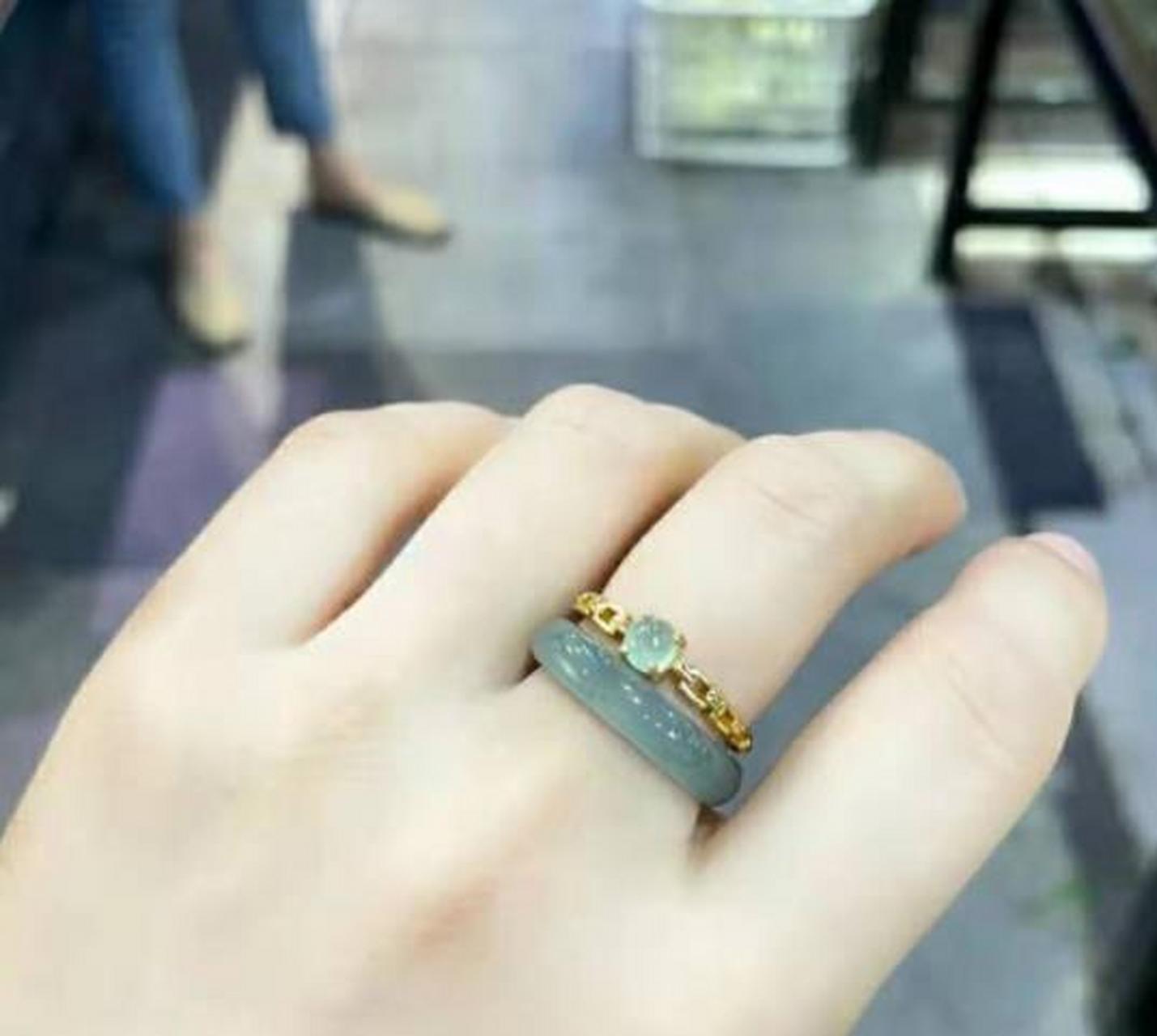 德钰轩珠宝##点击头像看直播# 不得不说小姐姐的手是真的白呀!