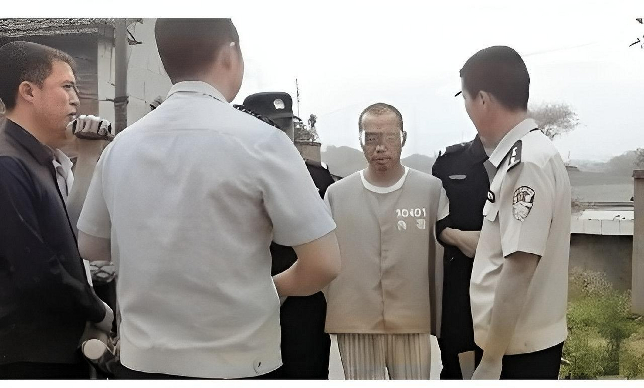 2019年,付白莲被捕后指认了现场