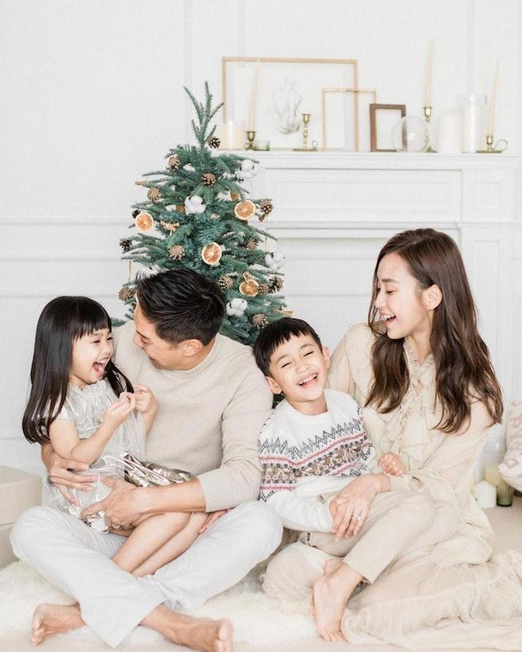 杨爱瑾(miki)于2016年4月与拥有300亿身家的永安集团太子郭永淳结婚