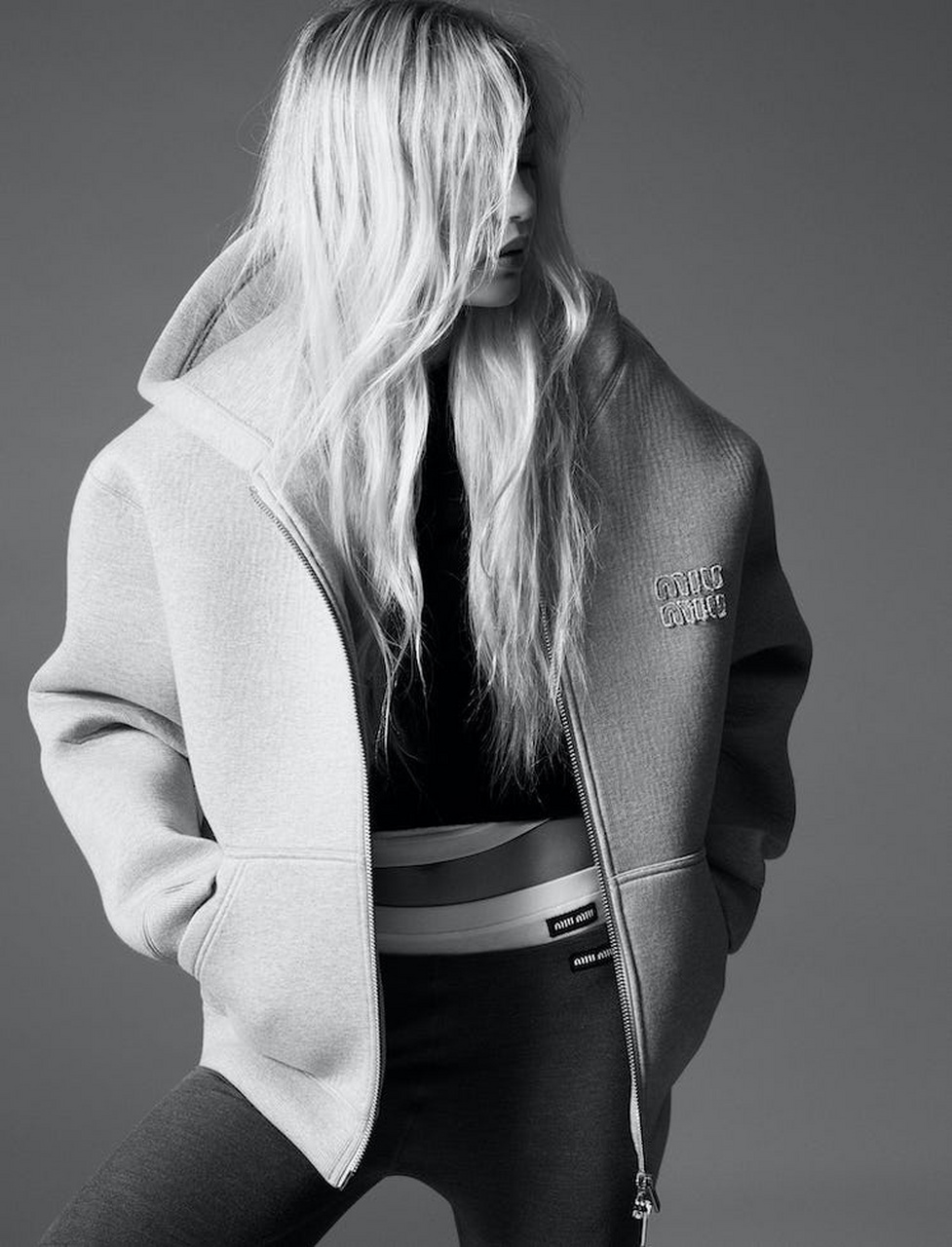 超模gigi hadid最新杂志封面大片!#动态30天打卡挑战