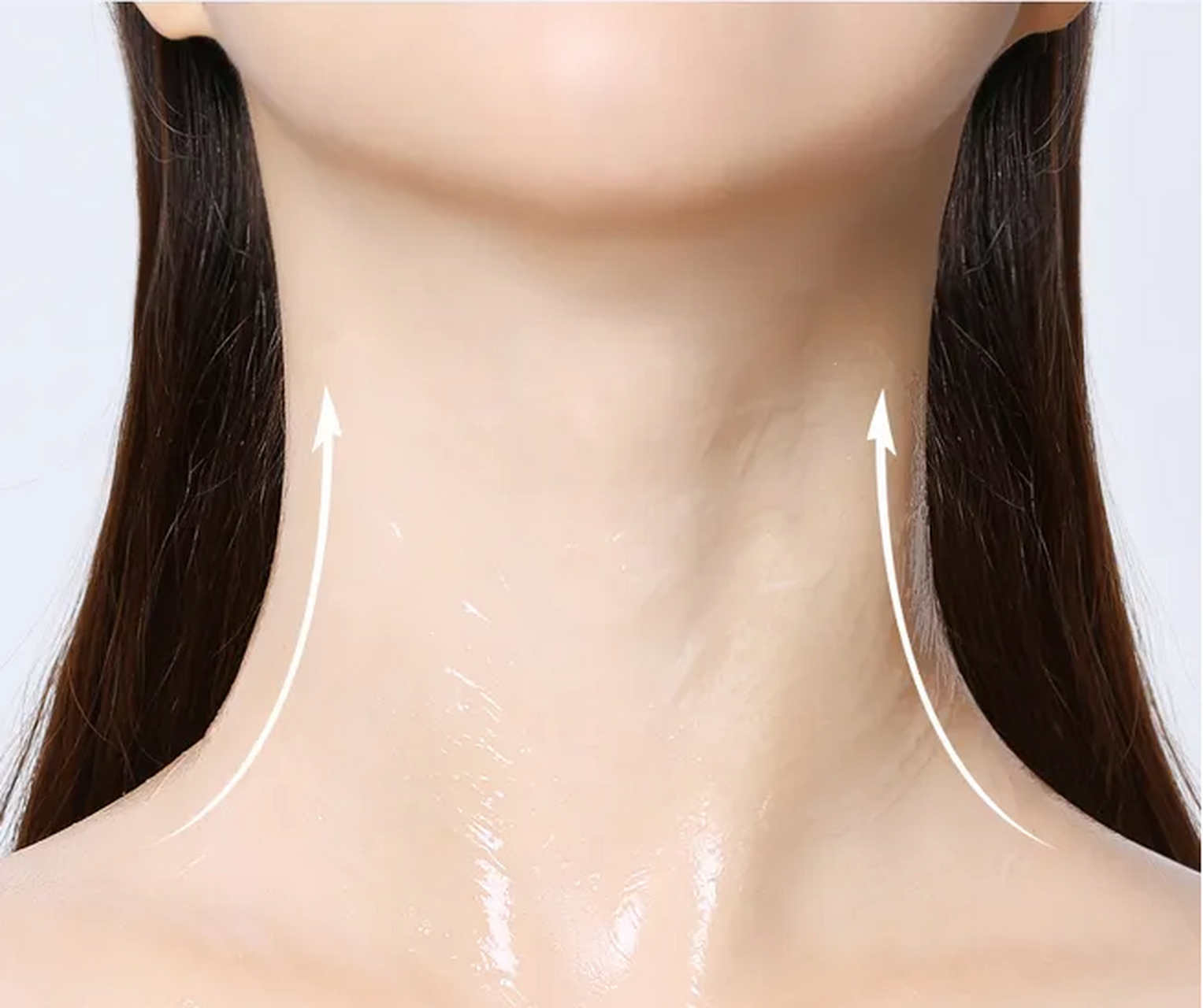 大家往往忽略对于颈部的保养,但是有着光洁的颈部肌肤真的能给一个人