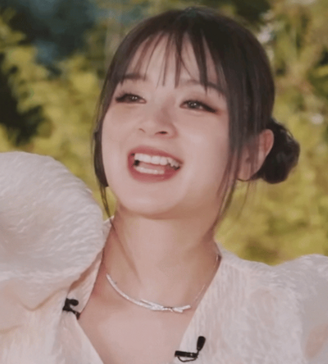 美依礼芽素颜,关键是纯甜,并且一点也不做作