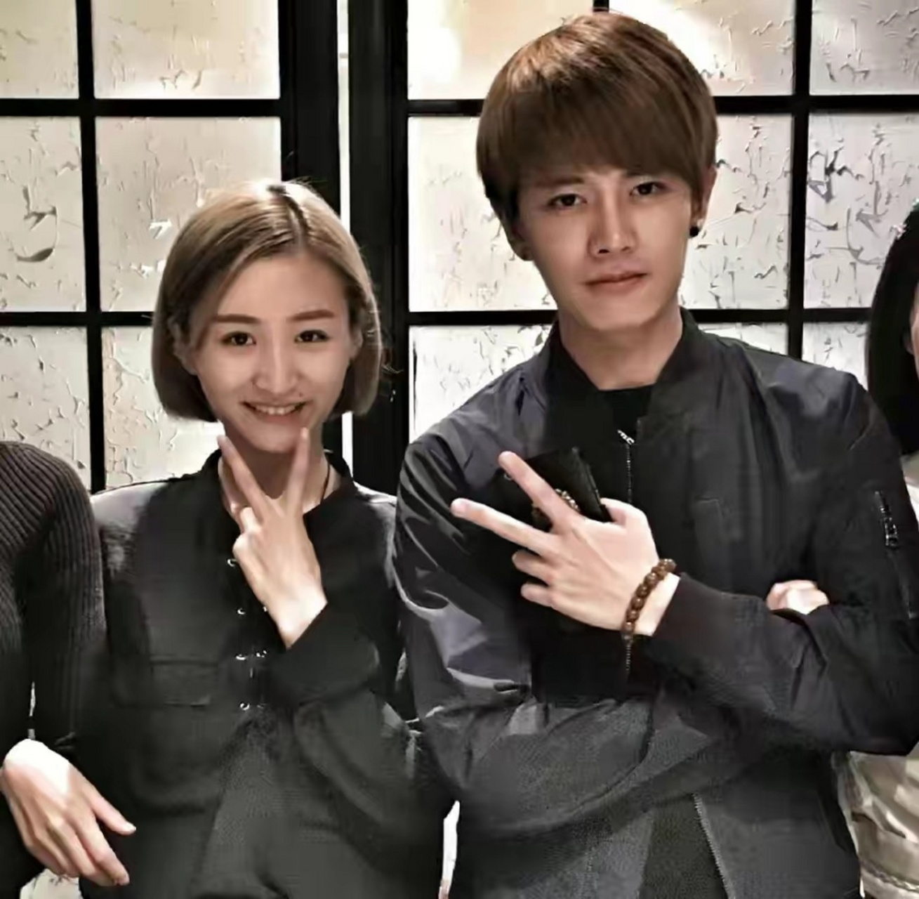 张继科师兄任嘉伦又上热门,曾打10年乒乓,娶妻生子仍爆火成顶流!