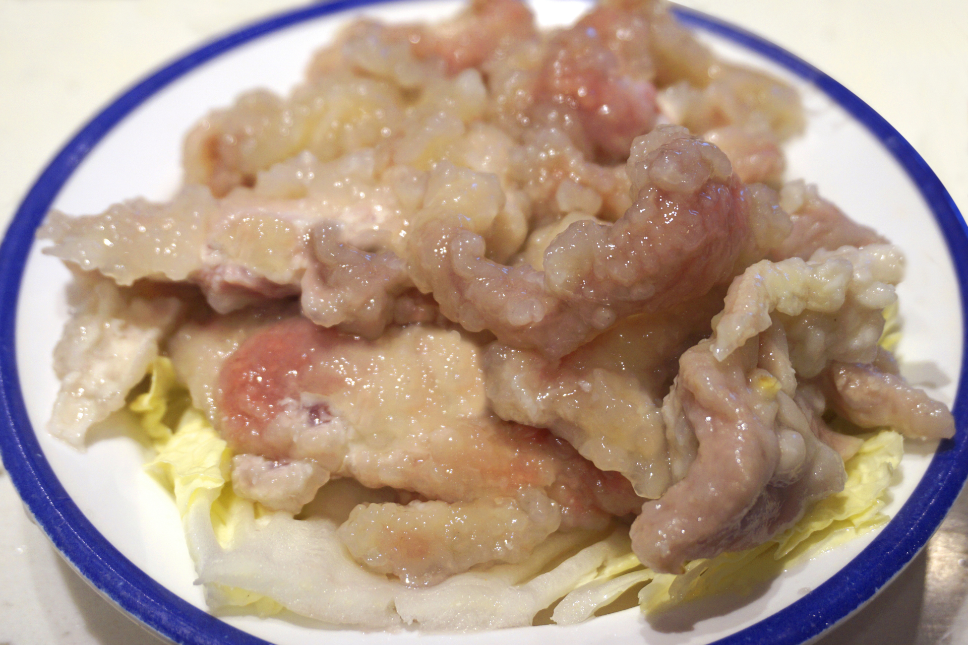 市井地道美食# 川渝火锅必点传统地道食材之滑肉 滑肉是四川地堑哪