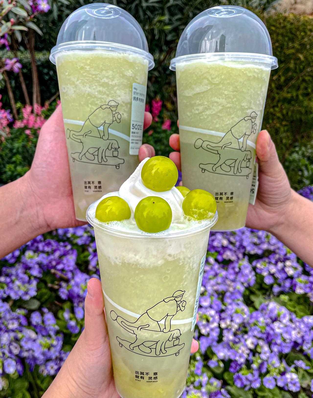任何人不知道我都会很难过的 这一杯纯多肉青提简直就是喜茶中的卷王r