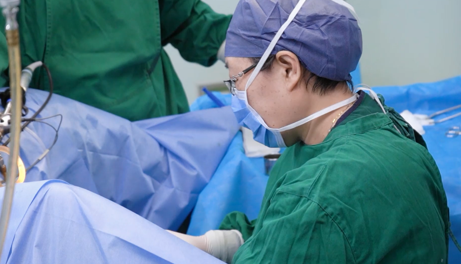 包含首都医科大学附属复兴医院黄牛票贩子挂号「找对人就有号」的词条