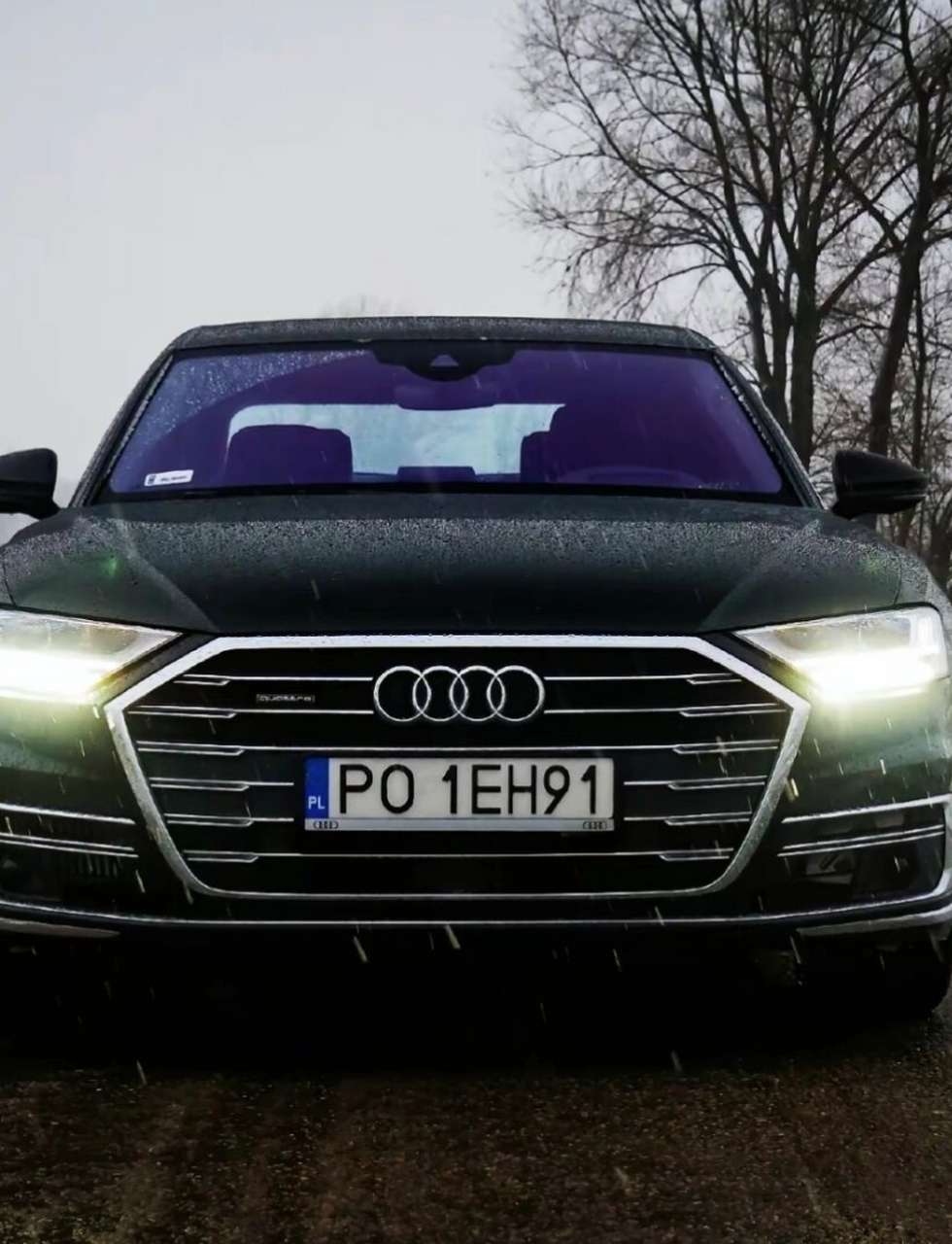 开奔驰s宝马7系奥迪a8的都是什么人?