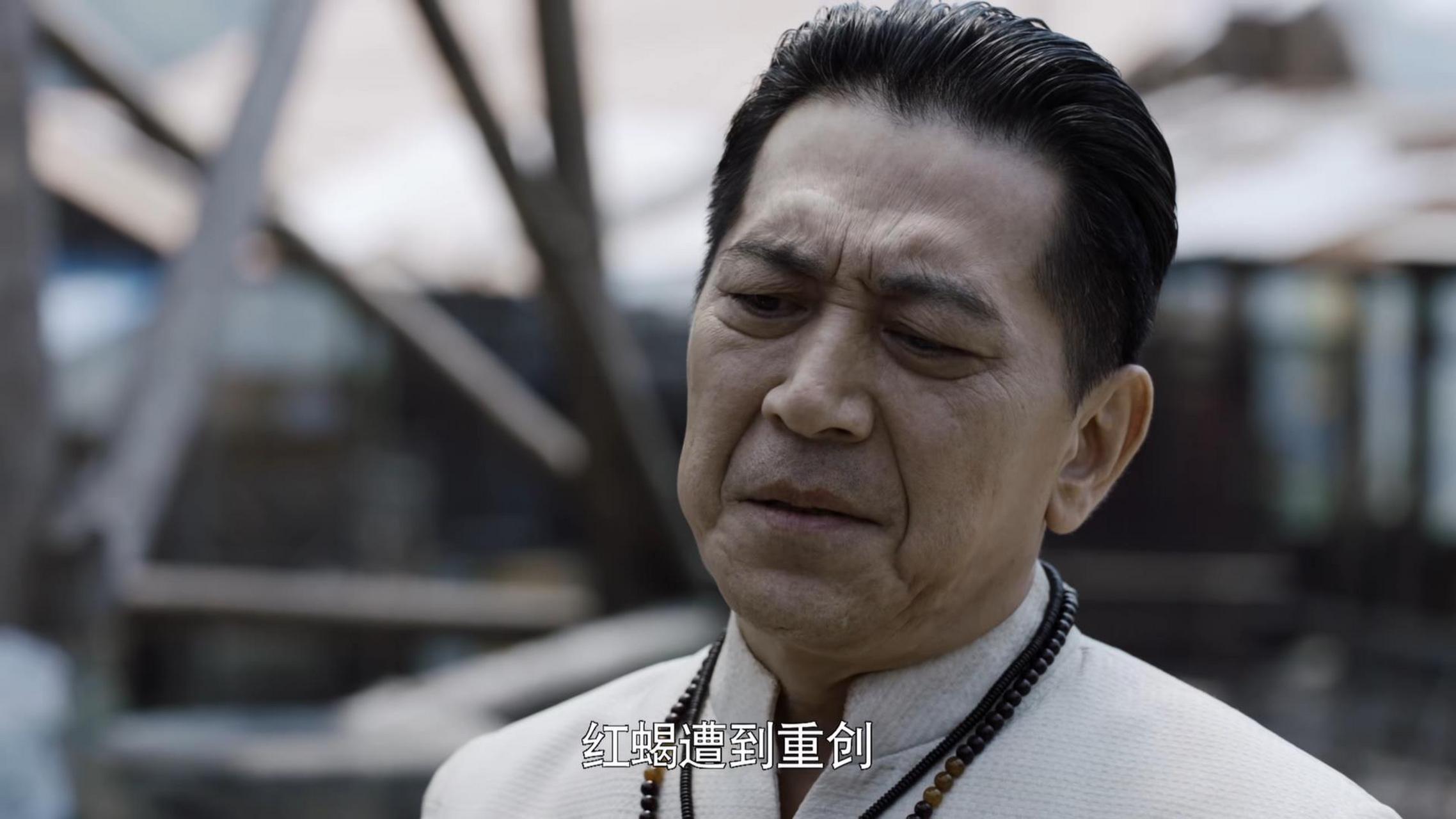 在当代军旅剧《特战荣耀》里面,燕破岳和萧云杰两人