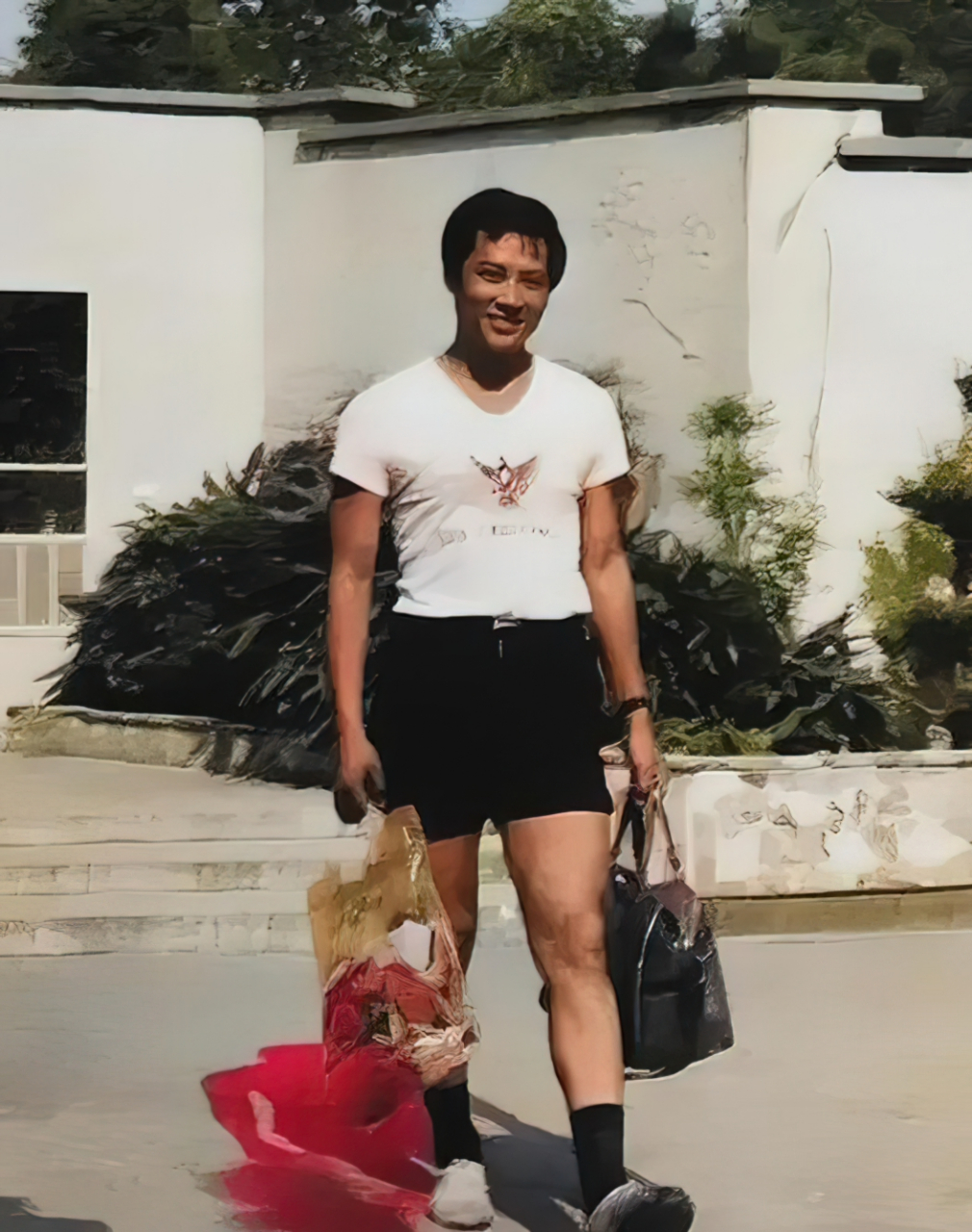 1978年,26岁的迟重瑞,是一位年轻,健壮,帅气的职业演员.