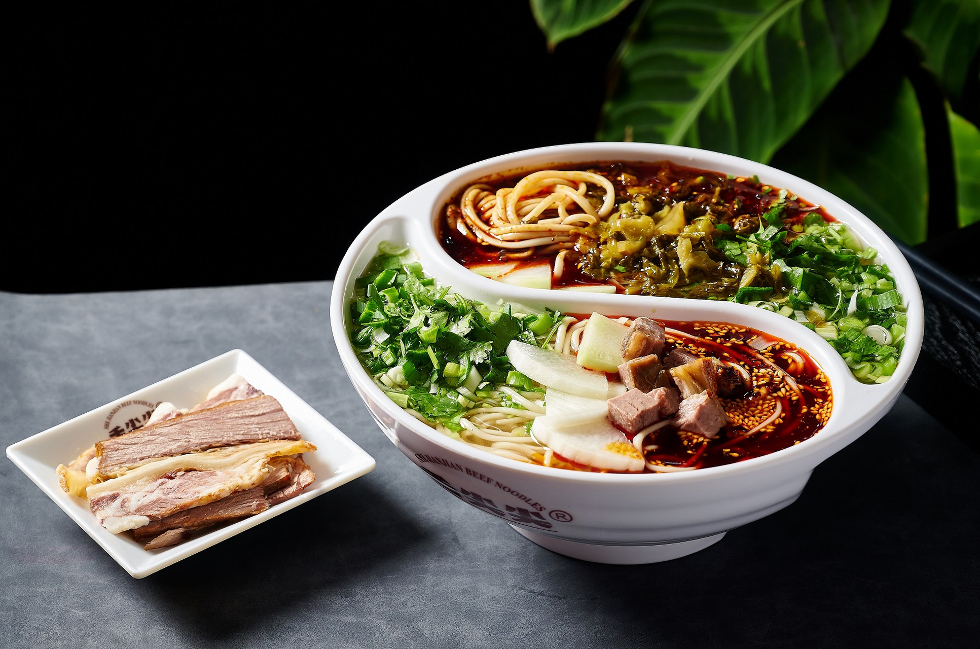 兰州舌尖尖牛肉面# #兰州牛肉拉面# #甘肃为兰州牛肉拉面立法# #兰州
