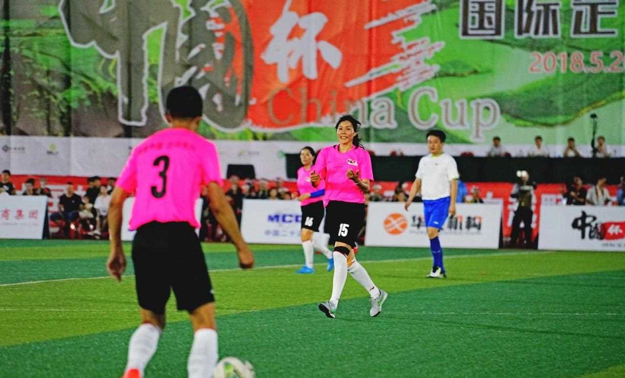 曾经令你激情澎湃的一代女足明星,王丽平,浦玮,白洁,赵利红,韦海英,李