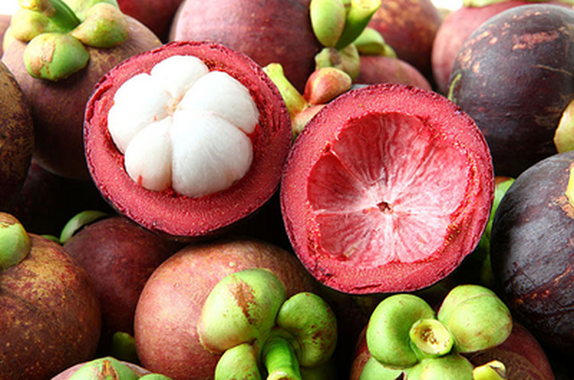 山竹是夏季常食用的一种水果,具有滋阴生津,健脾止泻的功效.