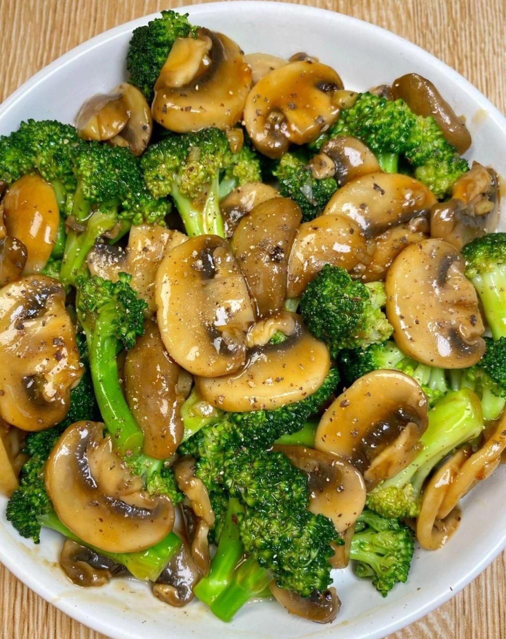 西兰花炒口蘑 之西兰花