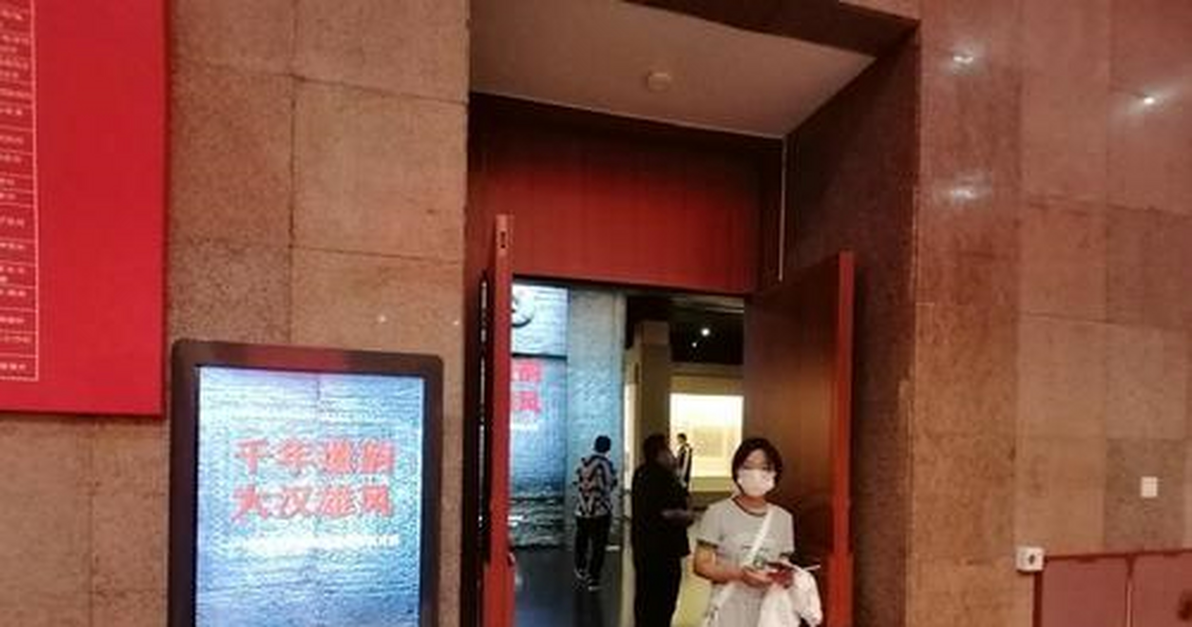 济阳三官庙汉墓发现于济阳区济阳街道三官庙村西,是济南迄今发现的最