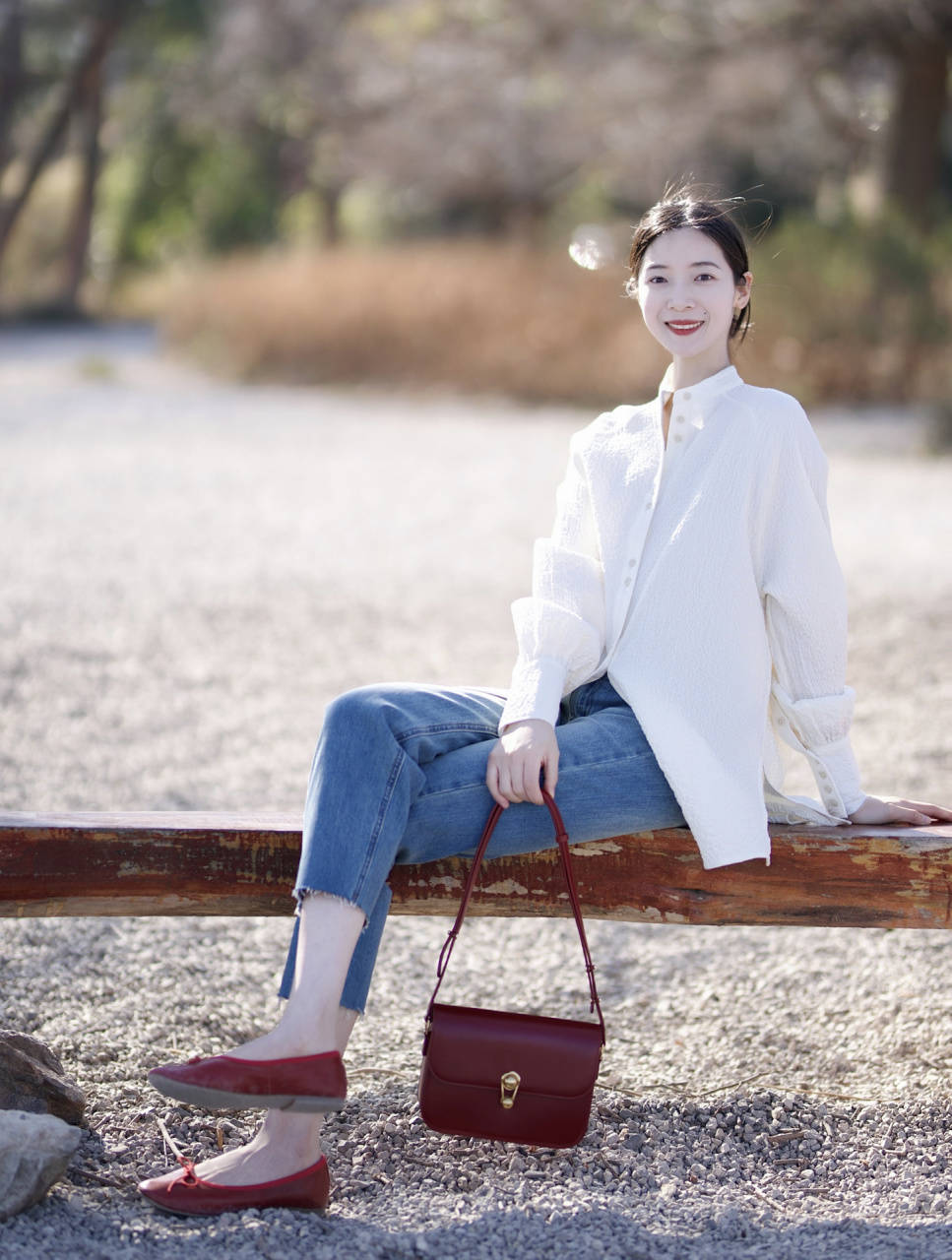 白蓝红搭配! 看到了高级感 干干净净就很好