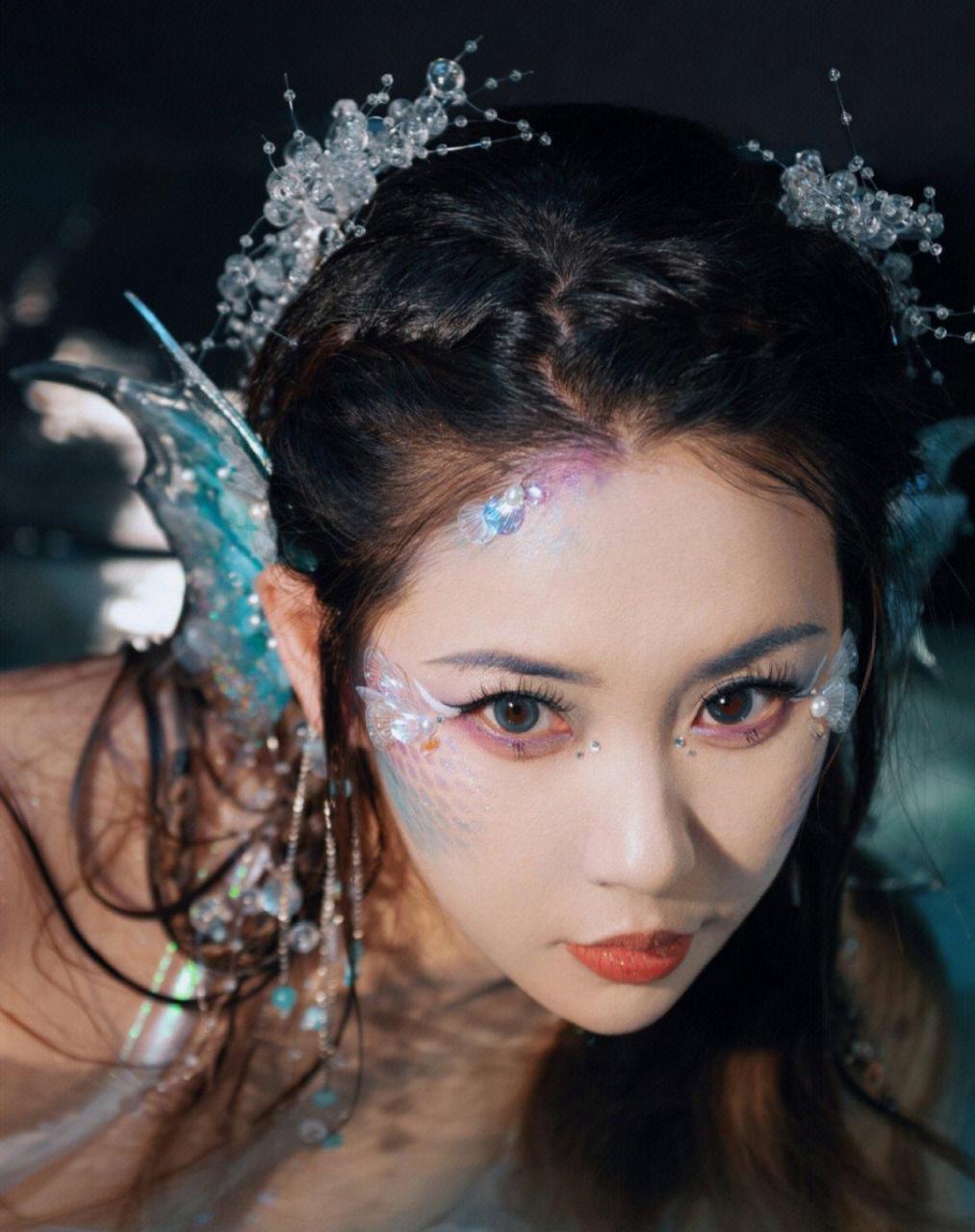 美出新天地彩妆系列之:经典美人鱼妆容