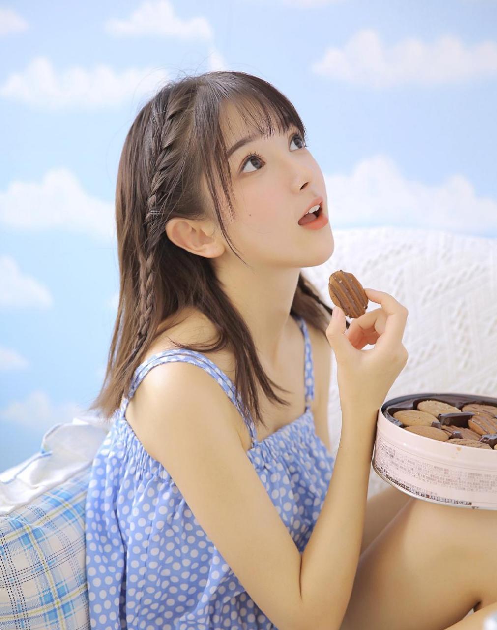 甜美可爱的白皙少女 #娱乐