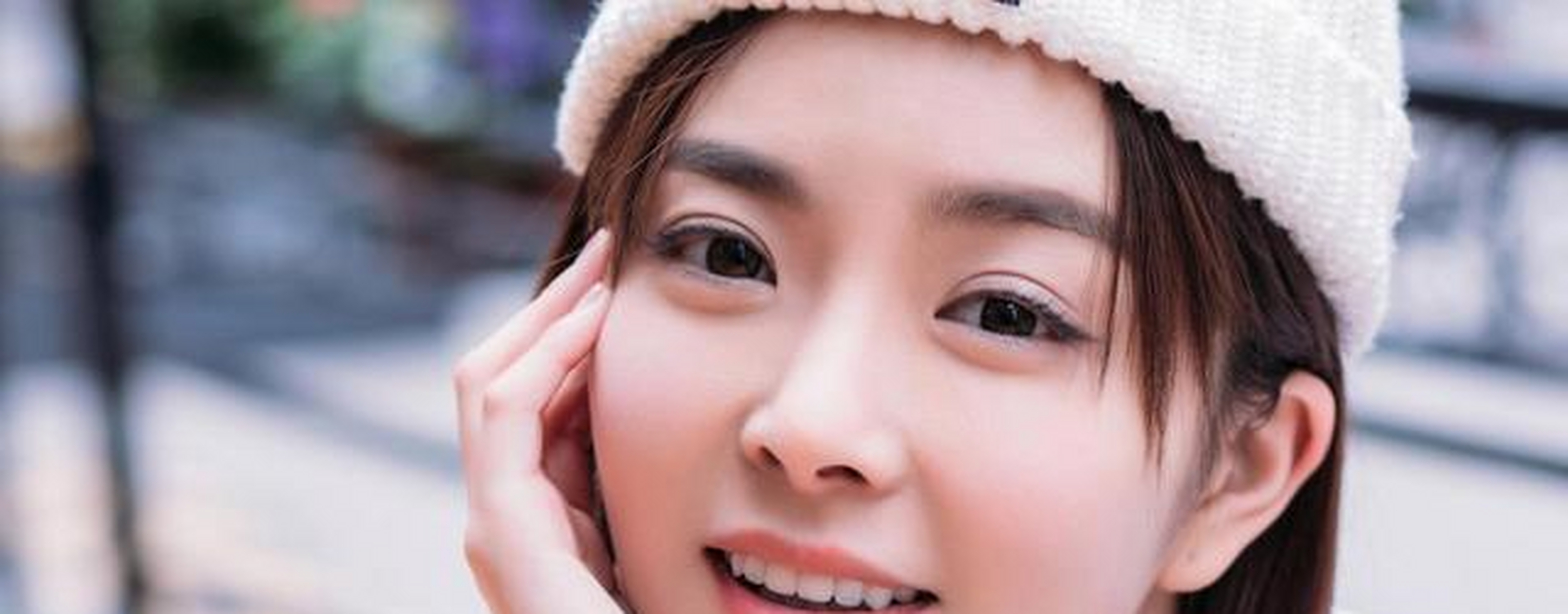 种丹妮又成为加戏咖,之前让刘诗诗成为镶边女主,这次又是热依扎