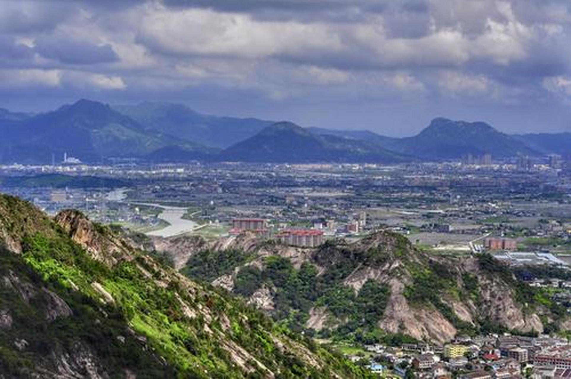 夏日旅行记#鲸头是龙港云岩社区所在地,该村属于半山区地形,历史和