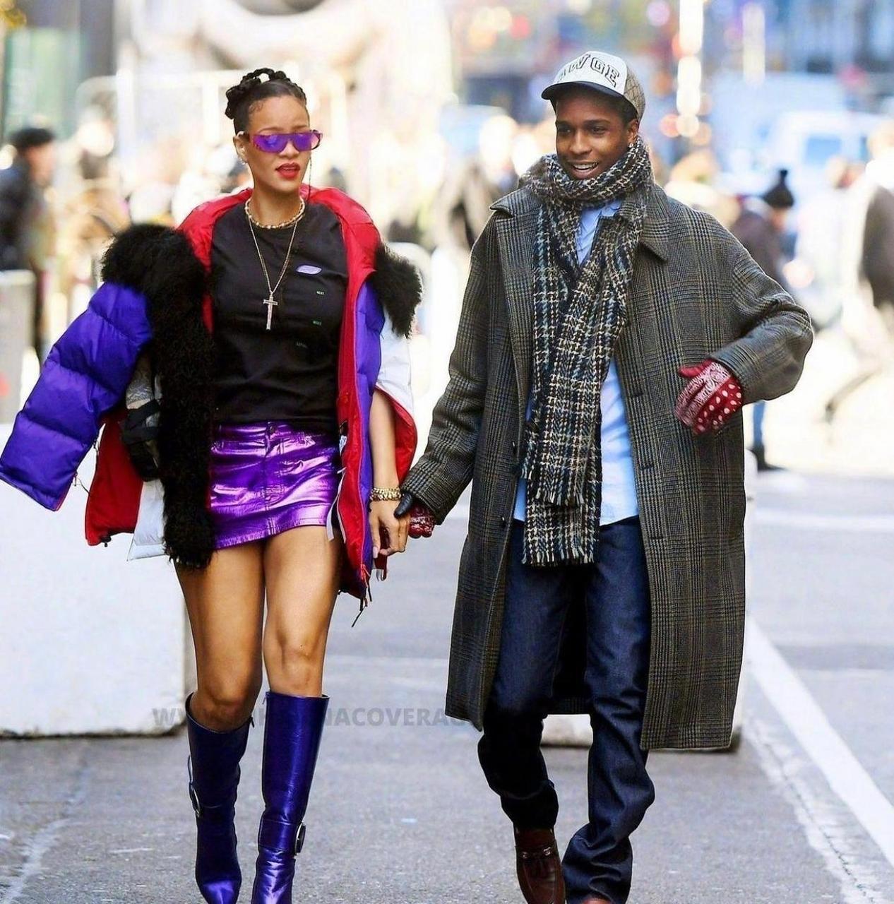 在纽约看展的蕾哈娜和男友a$aprocky.