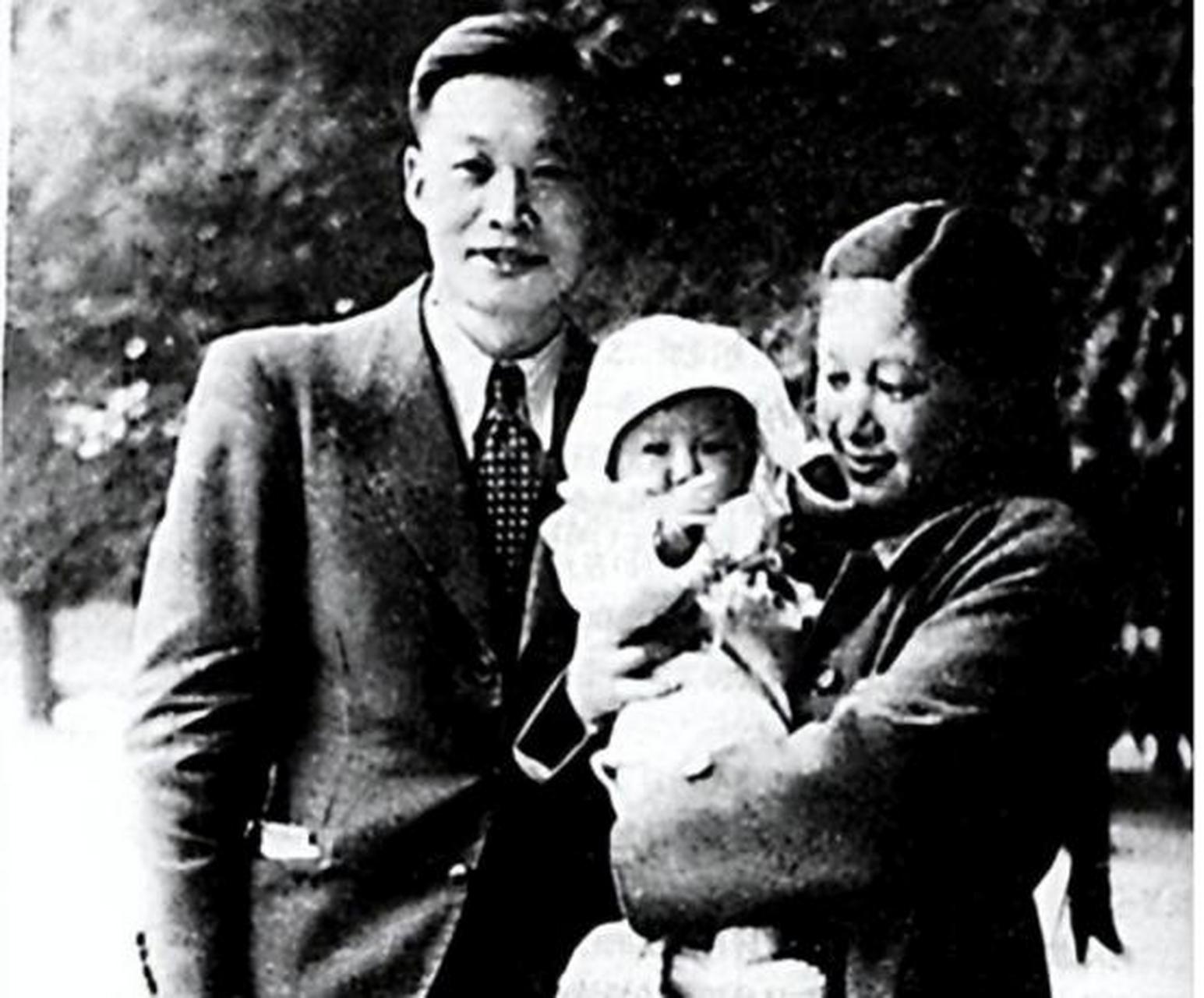 1968年,钱三强看到一女子在打扫厕所,顿时火冒三丈:"你为什么会在这里