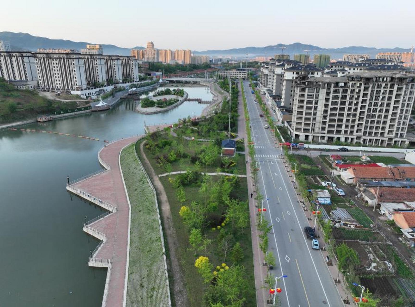 网红打卡地辽宁杠杠滴##美好辽宁欢迎您# 宽甸县摄影家协会 曲利:大