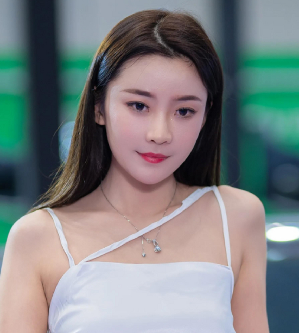 美女车模～夏冰 好看 #美女车模