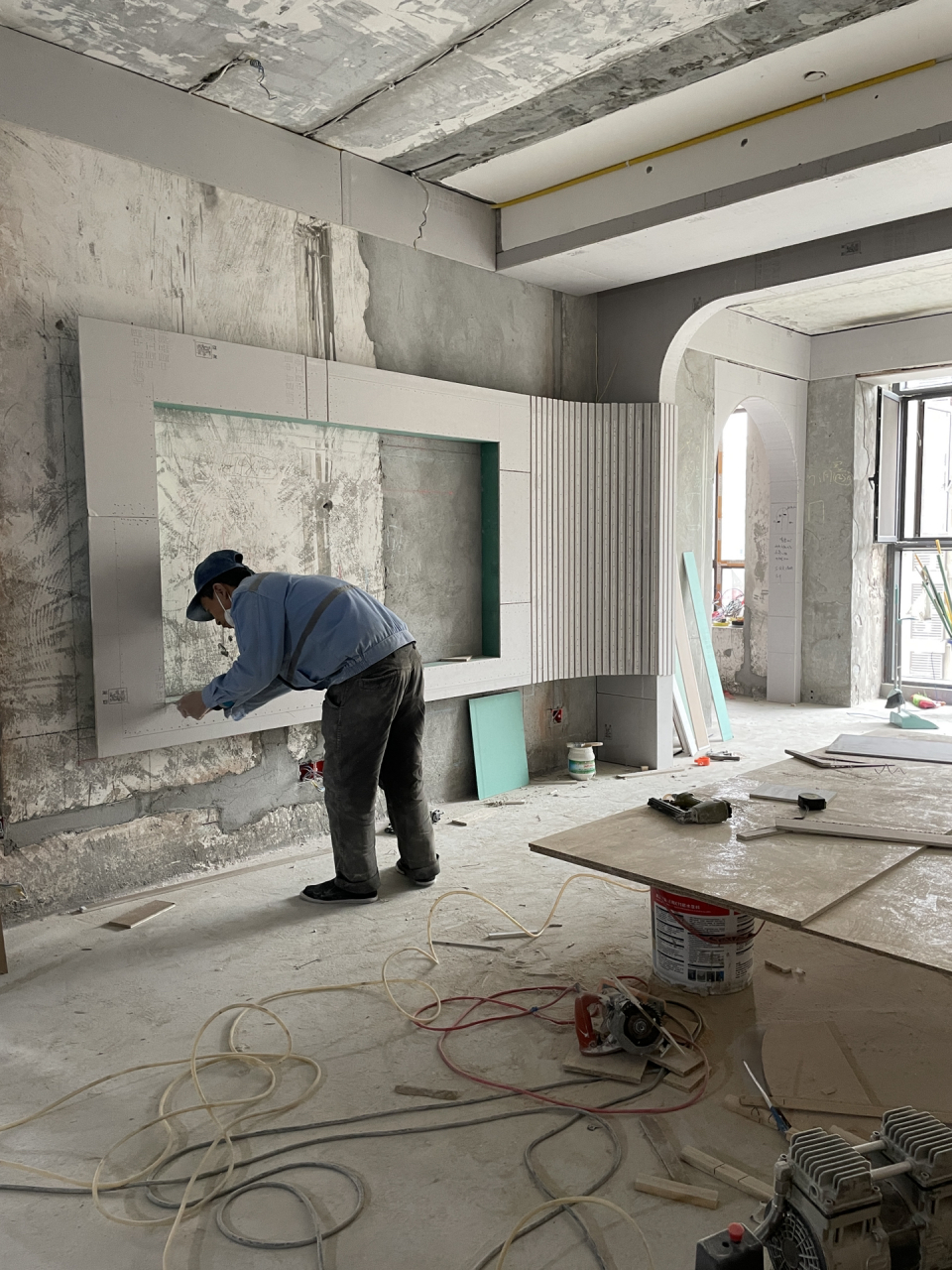 木工造型做好,家的雏形也慢慢出来了,很期待刷上大白后的效果.