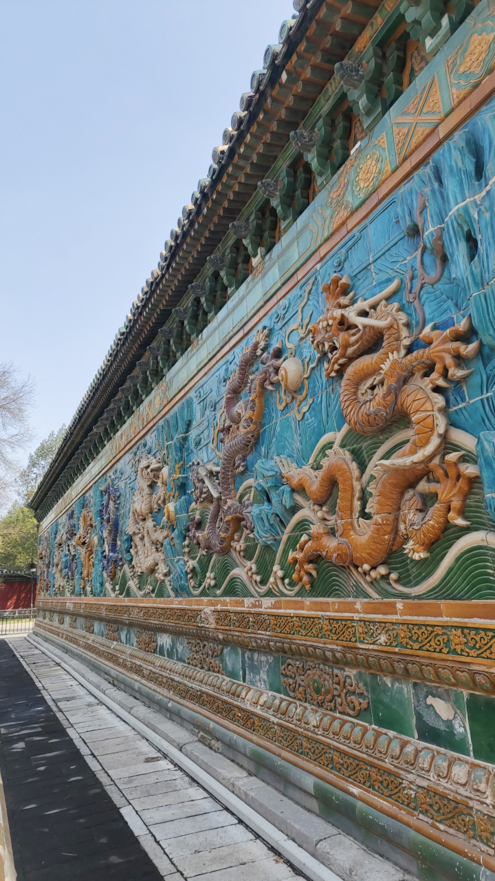 在微博上旅行 北海九龙壁