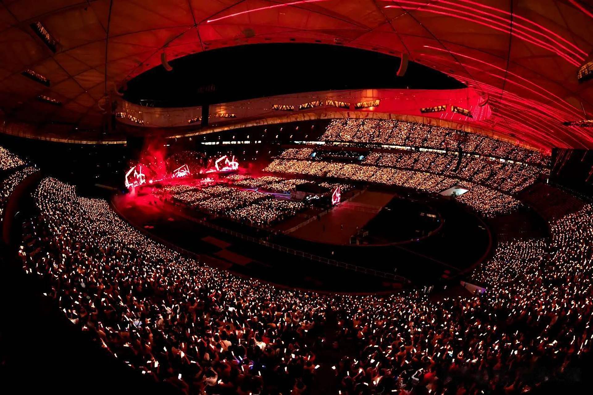 ——五月天 五月天2023年5月27号开始的鸟巢演唱会,阿信一开口,变成了