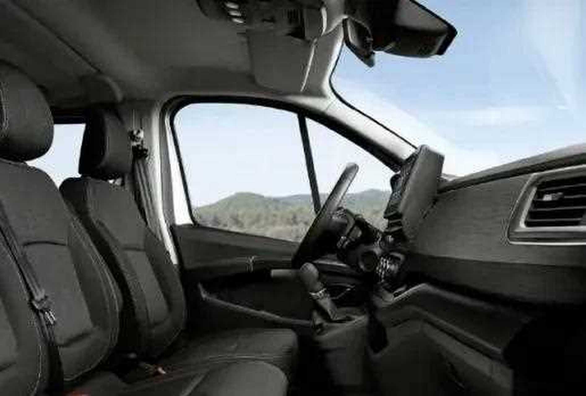 试想一下 如果日产nv300引入国内 江铃福特还能独霸[惊哭] 中国商务