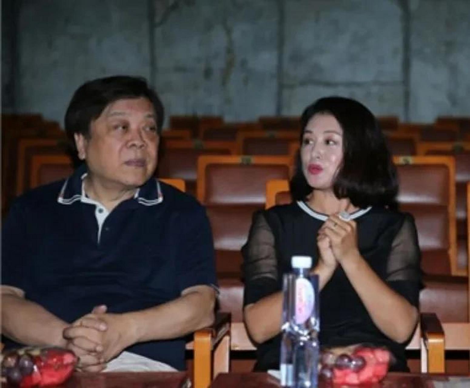 2015年,赵忠祥用传统手艺"老北京杂酱面"招待于月仙,没想到二人书画