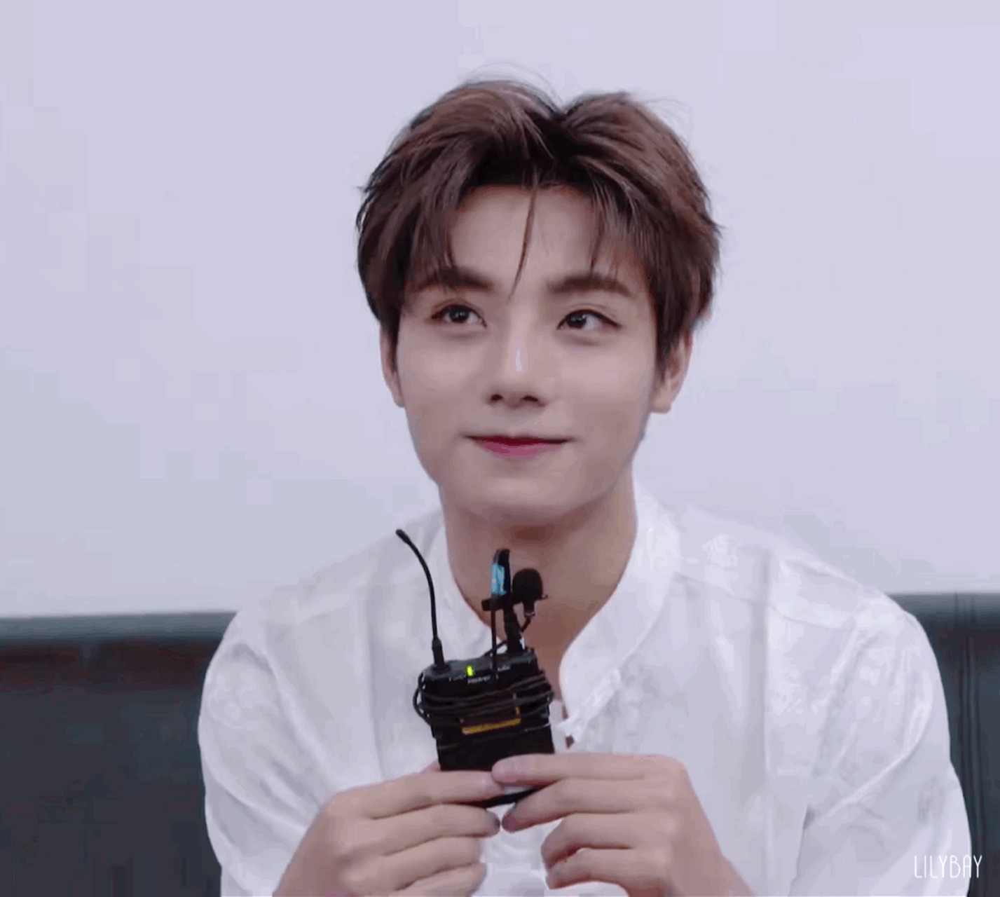 李振宁在《青春有你》第9期表演《重塑》时,有一种非常向上的感觉,无