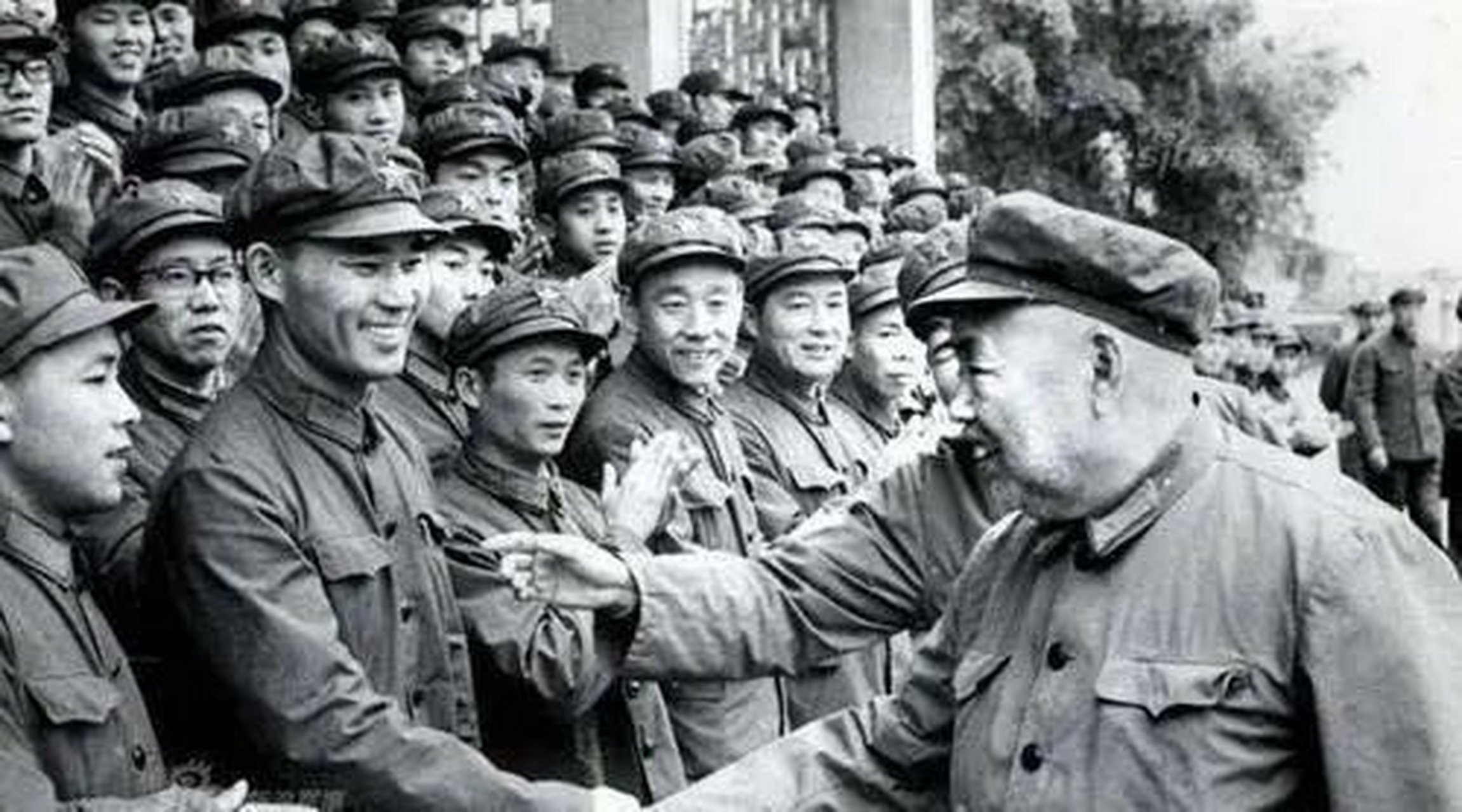 1985年,济南军区政委迟浩天接到一个来自北京的电话