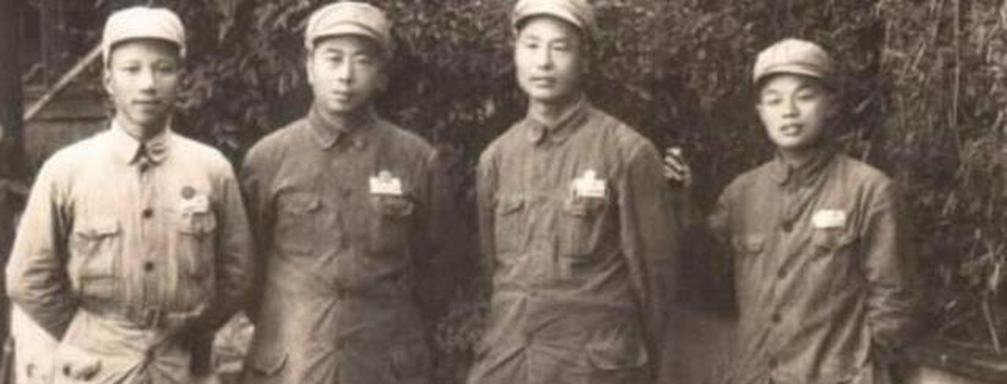 邓铁梅,生于辽宁省本溪县(今本溪市)磨石峪邓家村,抗日名将,革命烈士.