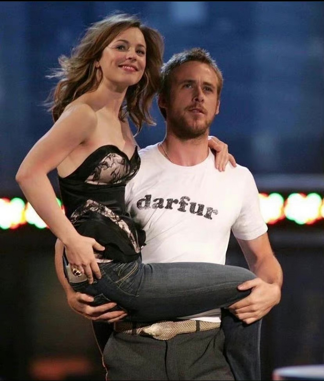 瑞秋·麦克亚当斯(rachel mcadams)和瑞恩·高斯林(ryan gosling)因