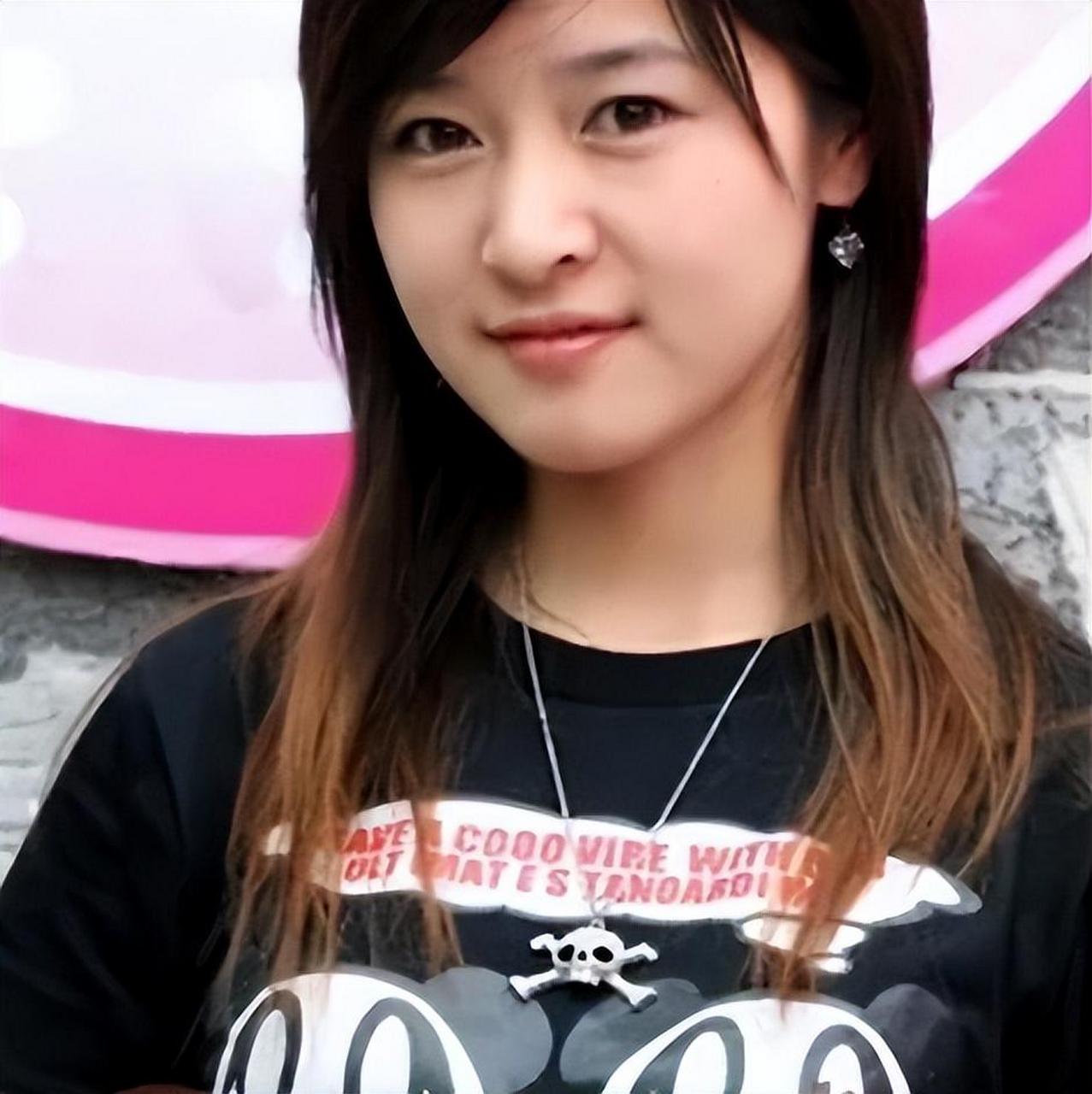 核酸女王张珊珊身份曝光,炸出来多少大鱼.