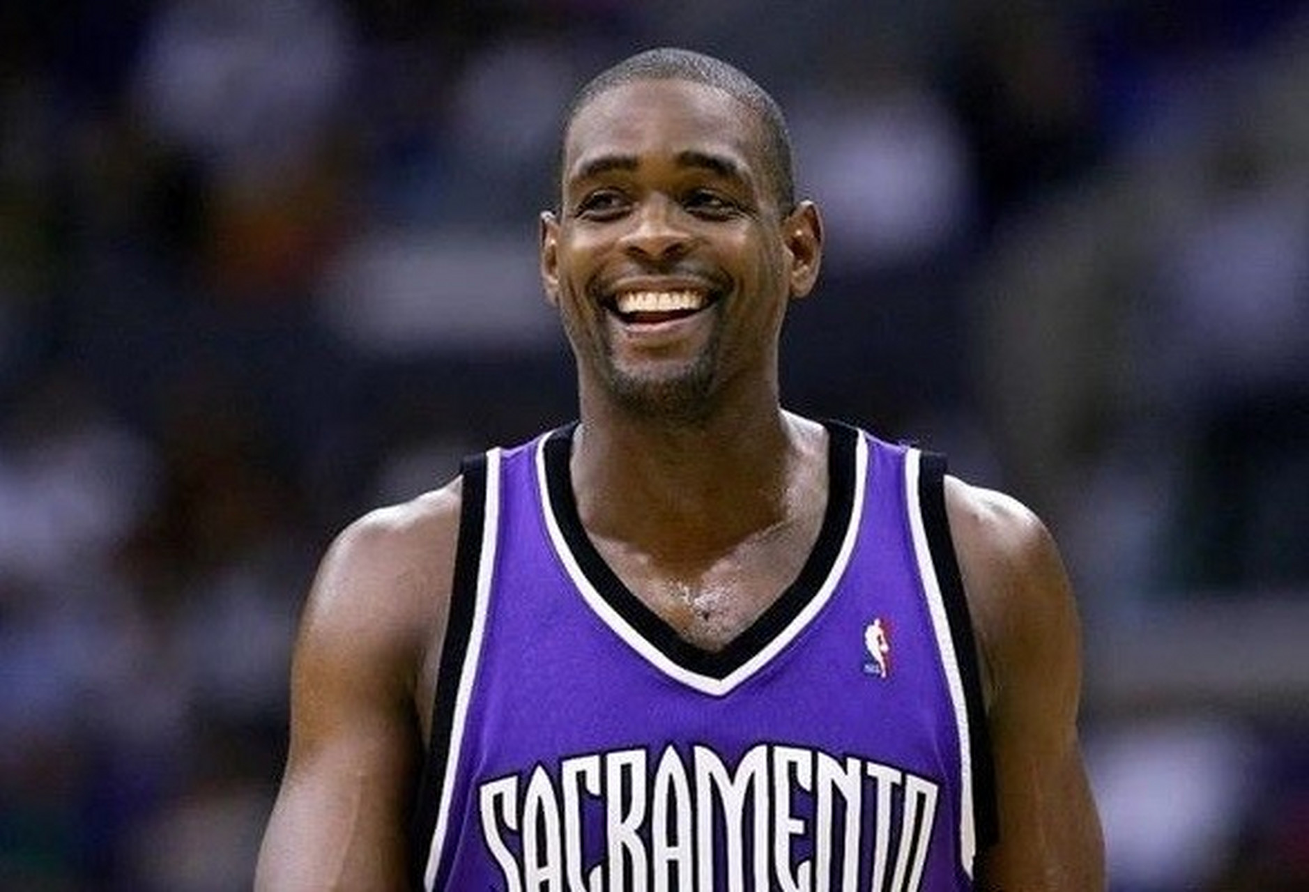 克里斯-韦伯是1993年的nba状元郎新秀球员,在长达15年的nba球员生涯