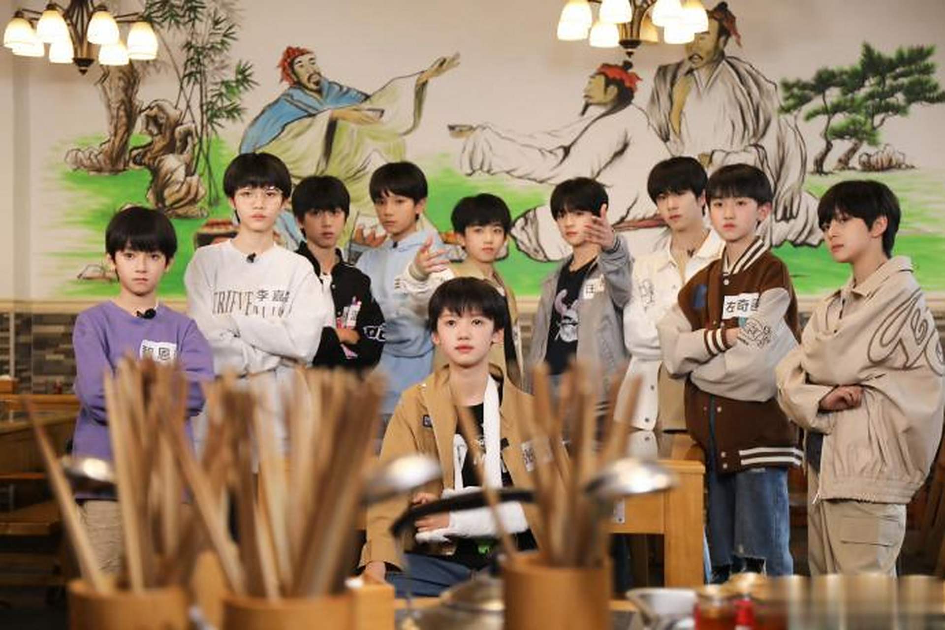 四代《星期五练习生》野营会大合照他们有可能火成易烊千玺,王俊凯