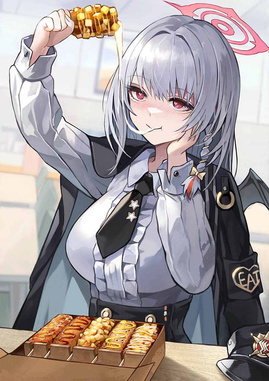 黒舘ハルナ 画师:colorless